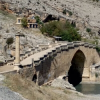 Teknosil H Yapısal Taş Güçlendirici